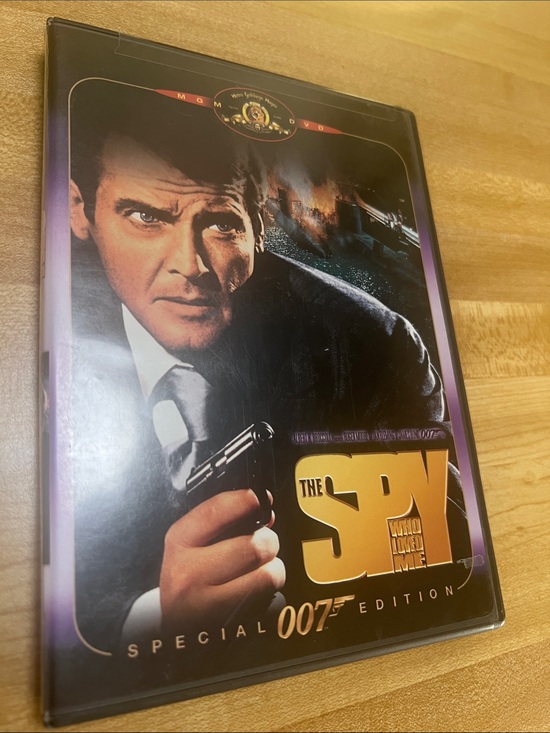 MGM James Bond DVD Other - #2701**The Spy Who Loved Me Special 007 Edition DVD – Purple & Gold Cover